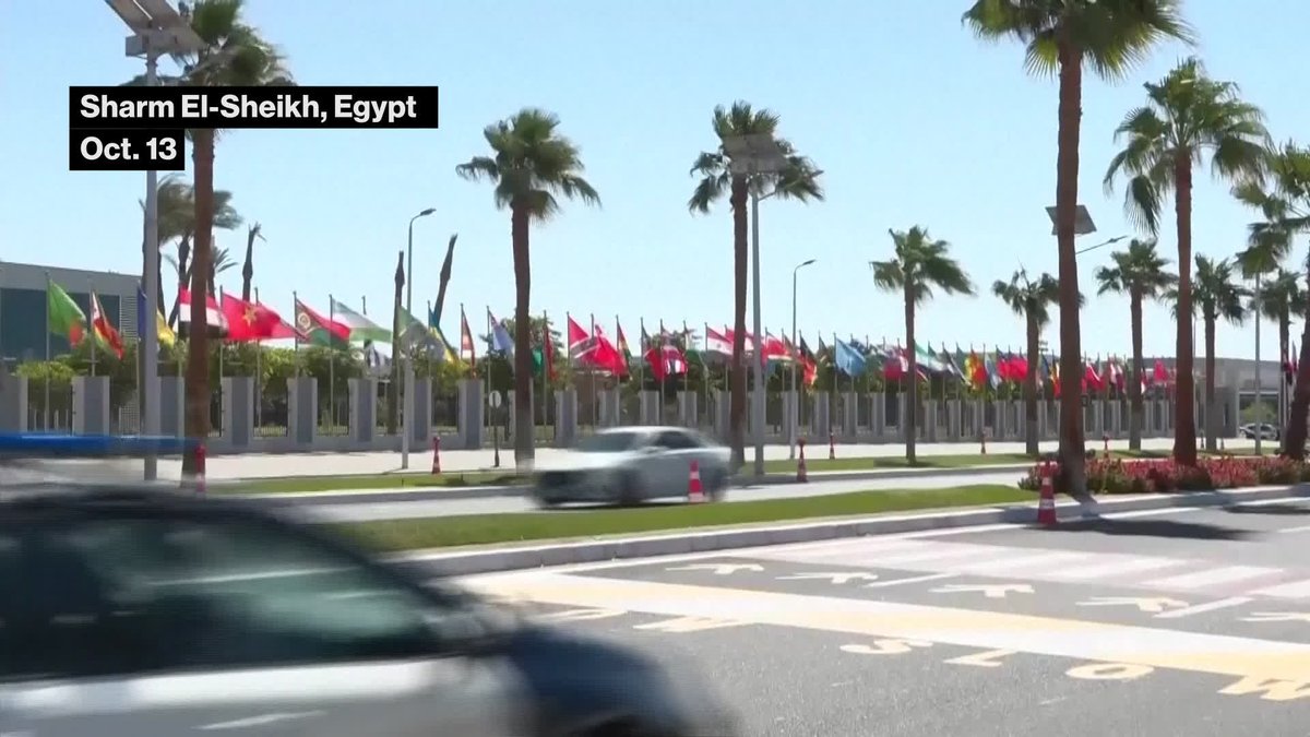 Tony Blair arrives at the Sharm El-Sheikh peace summit. He's greeted by Egypt's president The former UK Prime Minister is set to play a key role in rebuilding Gaza following the Israel-Hamas ceasefire Gaza latest: