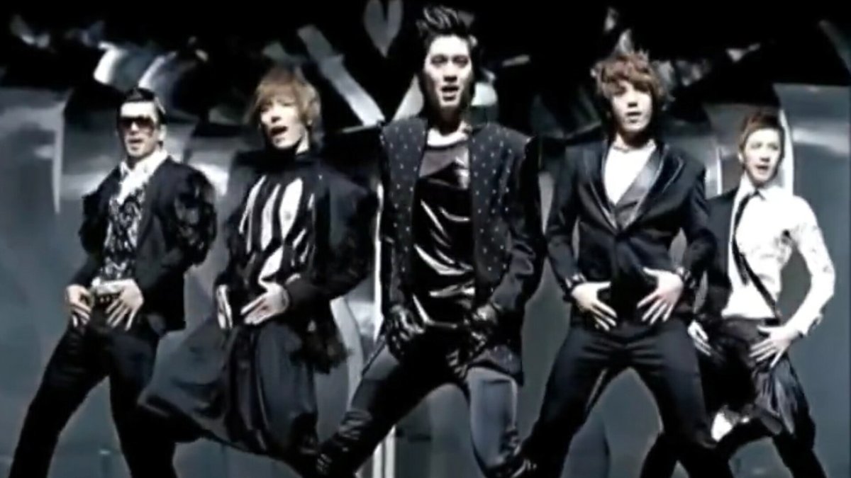 16 years ago today, MBLAQ released their 1st Single Album ‘JUST BLAQ’ with title track ‘Oh Yeah’.