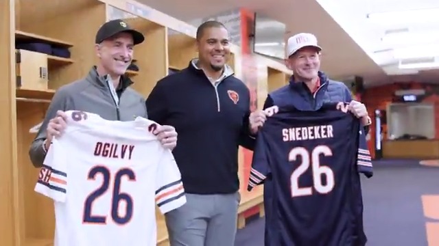 Ready for MNF! 🐻⬇️ Chicago Bears | Brandt Snedeker | Presidents Cup International Team