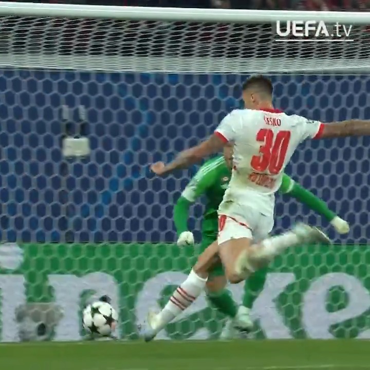 That's OUR striker 🇸🇮❤️