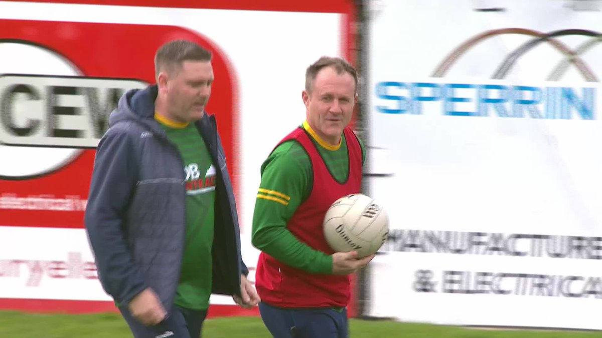 "Nobody in Dunloy alive has a county football medal - 89 years is a long time" 🏆 Comhghairdeas le Dún Lathaí i gcraobh peile Antrim GAA 🗓️ Anocht/Tonight ⏰ 20:00 🏐 GAA 2025 🥎 Dunloy Cuchullains GAA BEO #GAA