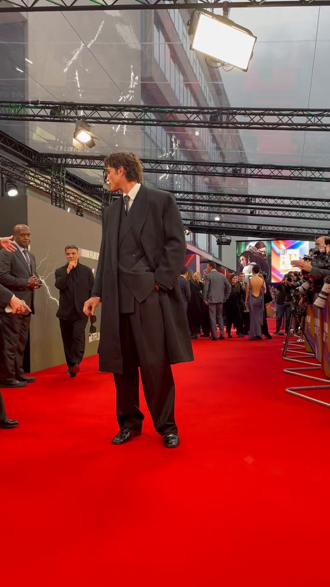 Frankenstein and The Creature. Jacob Elordi and Oscar Isaac join us on the red carpet for Guillermo del Toro’s Frankenstein. #LFF