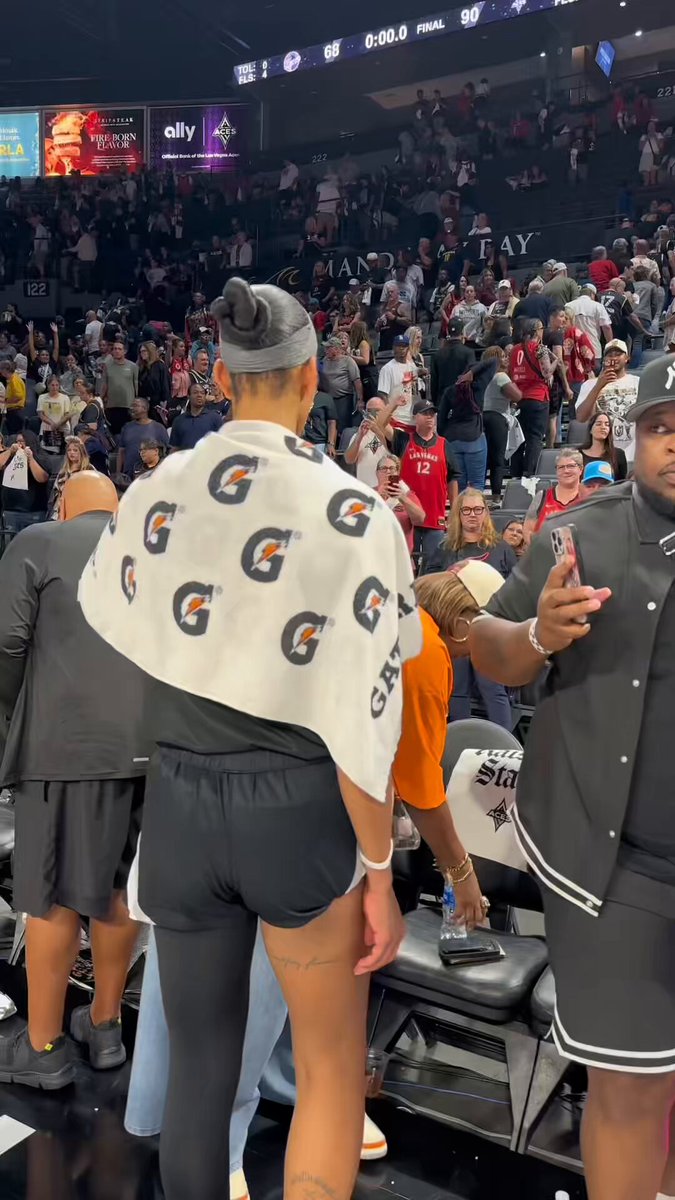 From one generational talent to another 🧡 3× MVP and 4× WNBA Champion Sheryl Swoopes has been courtside supporting A’ja Wilson — now a 4× MVP and 3× Champion — every step of the way on her title run.