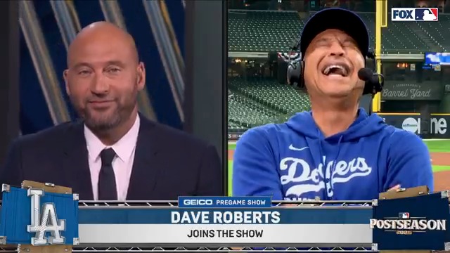 #Dodgers Manager Dave Roberts referenced the Marlins World Series win over the Yankees in 2003 on our show, and @DerekJeter didn't appreciate it 😅