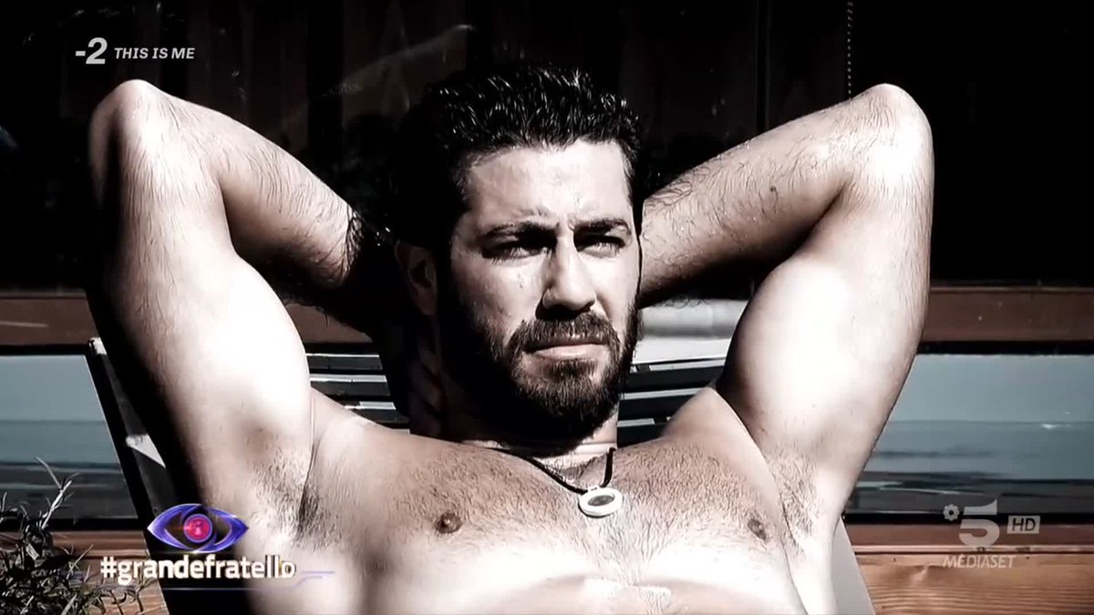Omer il romantico 🆚 King Rana: un duello imperdibile ✈️ #GrandeFratello