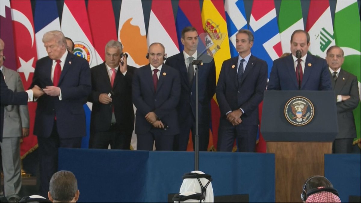 🇮🇱🇵🇸 | Egipto propone solución de dos Estados para Palestina e Israel. Durante la cumbre de paz en Sharm el Sheij, el presidente egipcio, Abdulfatah al Sisi, afirmó que la creación de dos Estados independientes es la única manera de lograr la paz.