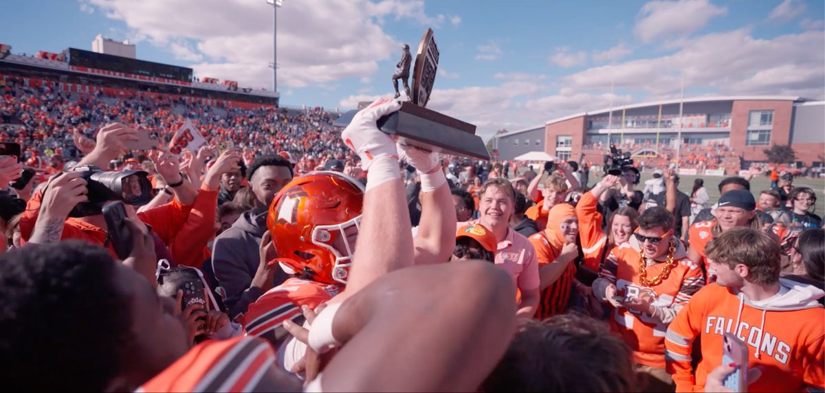 𝗩𝗶𝗰𝘁𝗼𝗿𝘆 𝗠𝗼𝗻𝗱𝗮𝘆 🎥 For the fans. For the BG community. For NW Ohio ... The Falcons delivered one of the greatest comebacks in program history to take back the Doyt! #GUTS x #AyZiggy 🟠🟤