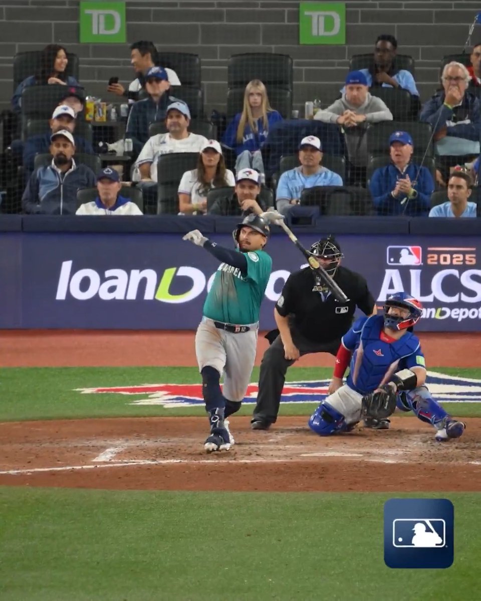 This Josh Naylor follow through 😍 (MLB x @nutrafol)