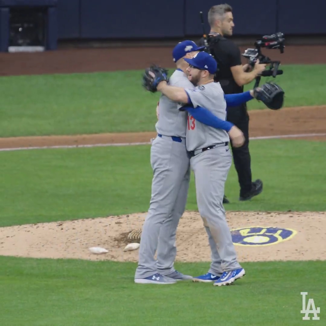 Victory formation! #NLCS
