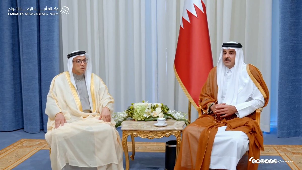 #منصور_بن_زايد يلتقي #أمير_قطر على هامش قمة شرم الشيخ للسلام #وام