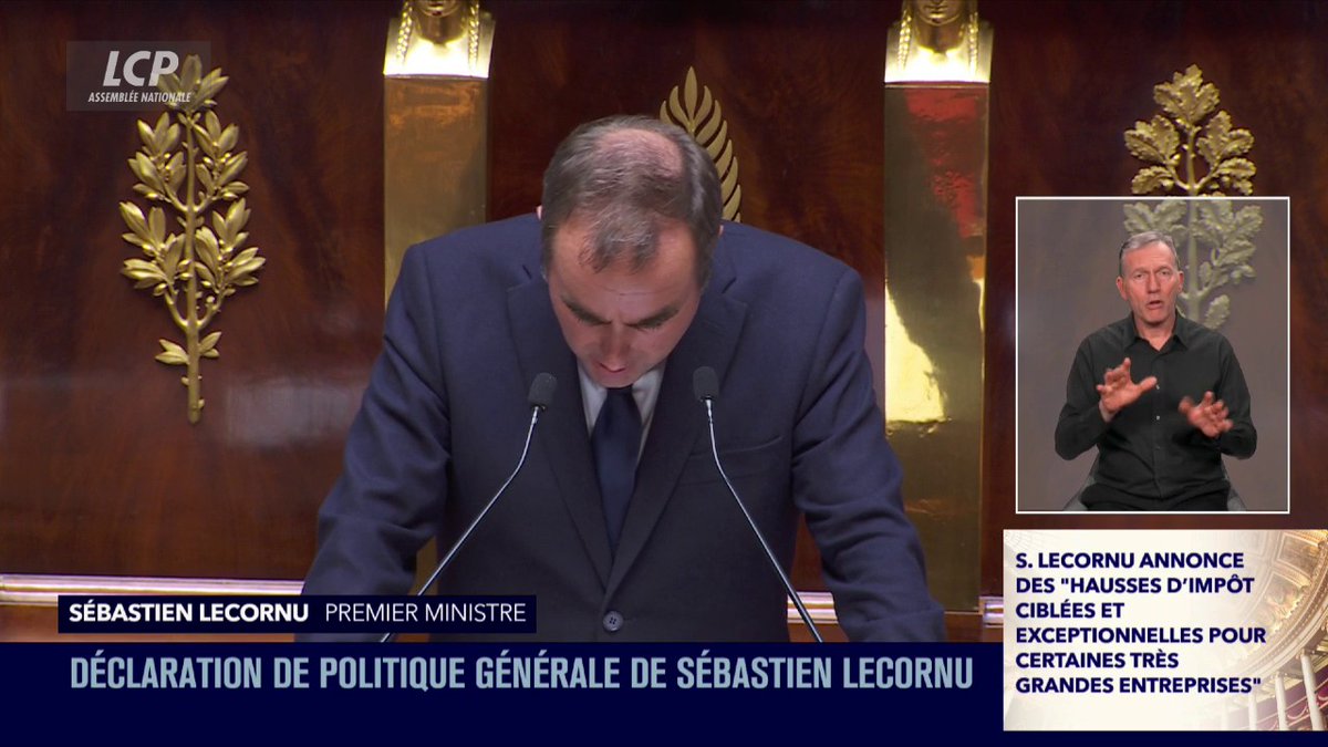 🔴 🏛️ "Je proposerai au Parlement, dès cet automne, que nous suspendions la réforme de 2023 jusqu'en 2027", déclare @seblecornu qui annonce un "nouveau débat" sur la réforme des retraites. #retraites #réformedesretraites #DirectAN