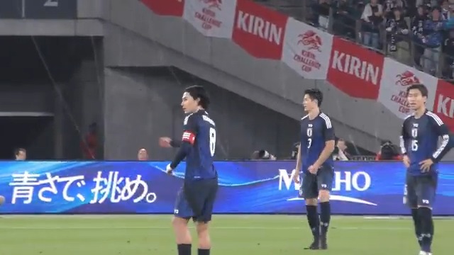 /／ 今日のゴールを⚽️ ピッチレベルから🎥 \＼ #南野拓実🇯🇵 前線からのプレスで相手のミスを誘い、反撃のゴールを決める⚽ #最高の景色を #SAMURAIBLUE
