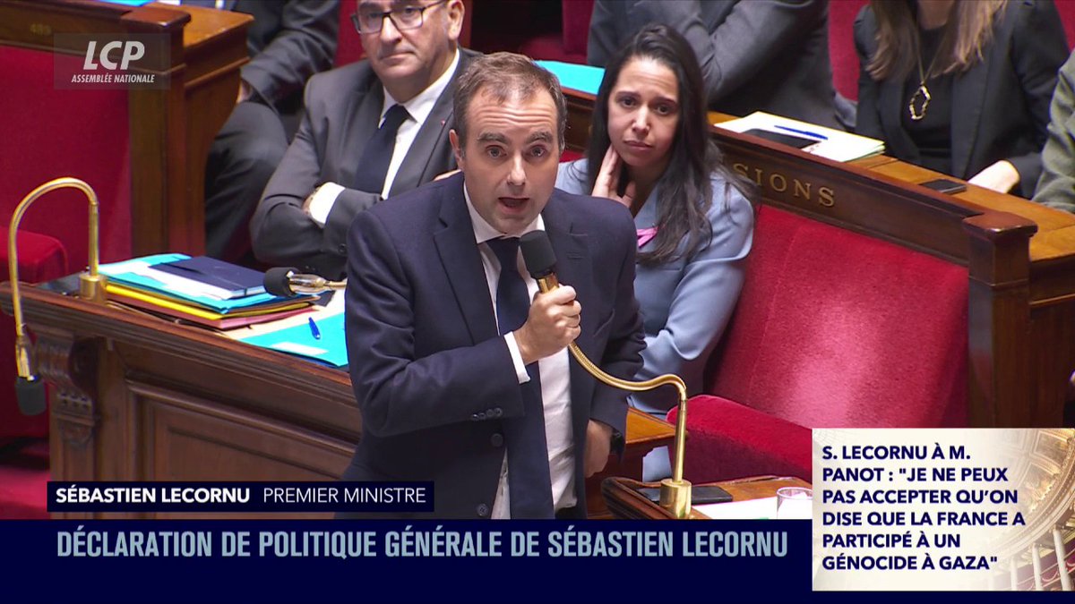 "Les membres du gouvernement ne sont pas des marionnettes", défend Sébastien Lecornu. "Quand le président de la SNCF accepte de rentrer au gouvernement de son pays pour servir son pays, ce n'est pas un alibi." #DirectAN