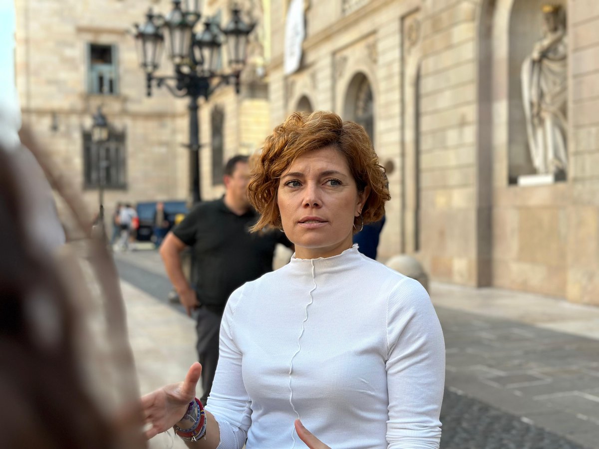 La condició d’ERC Barcelona al govern de Barcelona és clara: recuperar la identitat de Barcelona. Mandat zero per a la recuperació del català; més recursos en habitatge i rehabilitació; i governar el turisme. Perquè Barcelona torni a ser la nostra Barcelona.