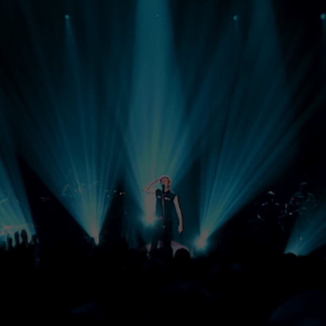 HEROES REALITY TOUR LIVE HD UPGRADE “We could steal time, just for two days...” A Reality Tour commenced on 7th October 2003 at the Forum Copenhagen in Denmark. The following month, the shows on 22nd and 23rd of November 2003 at The Point in Dublin, were recorded for A Reality Tour for both audio and DVD. "Heroes" was but one of the songs on the impressive setlist played over the two days in Dublin. In a 2010 interview with Mark Adams about the release, Bowie explained how he went about selecting the songs... + - + - + - + - + - + - + - + - + - + - + - + - + MA: Fifty plus songs were rehearsed for A Reality Tour, with thirty-five of those being played over the two nights in Dublin. Though you could have easily picked two or three completely different sets of fifty songs from your back catalogue, which no doubt would have equally pleased your audience, how did you go about choosing the songs you eventually settled upon? DB: Every few days or so I’d look back through my old songs and pick on something that particularly caught my fancy or something that I hadn’t played in a few years. + - + - + - + - + - + - + - + - + - + - + - + - + Watch "Heroes" in full here: #ICGEAAlbumFocusARealityTour #BowieARealityTour #BowieHeroes