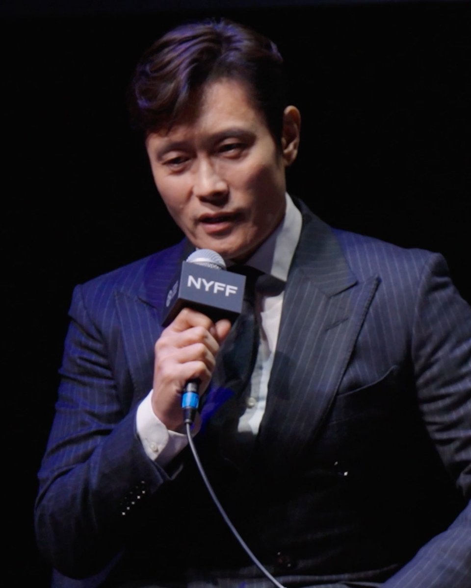 Lee Byung Hun and Park Chan-wook discuss the collaboration process on NO OTHER CHOICE.