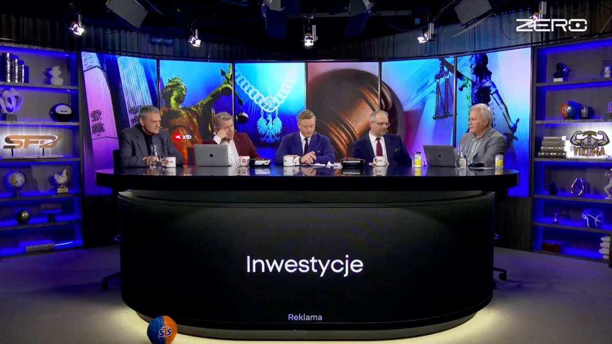 🗣️ Marcin Matczak: „To, co się zdarzyło przez 10 lat rządów Prawa i Sprawiedliwości, to był skok polityczny na sądownictwo. Po to, żeby kontrolę nad tym sądownictwem mieli ludzie, którzy są w bardzo bliskich relacjach, albo politycznych, albo osobistych, bardzo często z władzą.” ⤵️