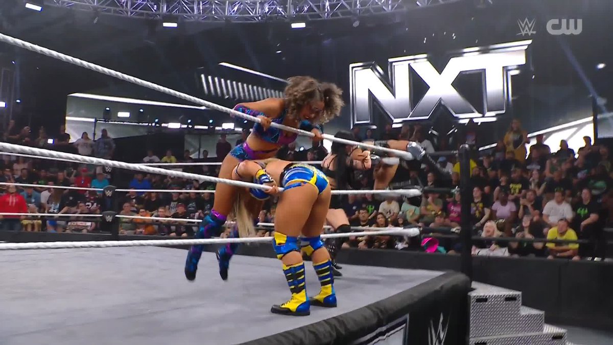 All that work for NOTHING! 😱 Jordynne Grace just eliminated Kelani Jordan in emphatic fashion!!