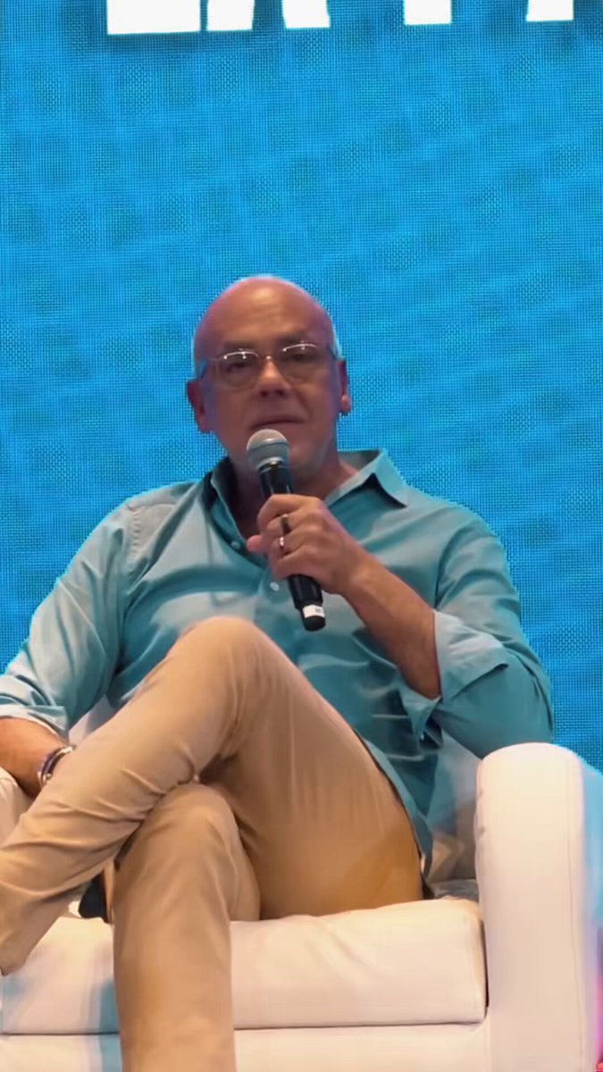 🇻🇪 Jorge Rodríguez dice que Venezuela es más Segura que EEUU 🇺🇸, el polvo blanco les está afectando el cerebro. 😂