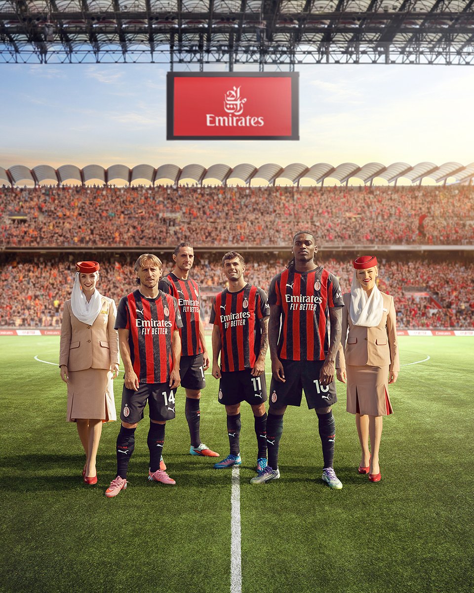 AC Milan &amp; Emirates are ready to write a new chapter of sport and success ✍ Proud to extend this journey that goes back to 2007 ✈️❤️🖤 #Emirates #FlyBetter