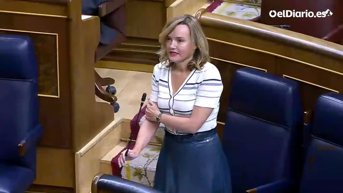 🔴 Alegría, a de los Santos (PP): "Pensaba que íbamos a hablar de Transparencia. Pero lo único transparente, y se demuestra cada miércoles, es que hacía mejor su trabajo llevando las bolsas de la compra de la mujer de Rajoy que aquí en la Cámara"