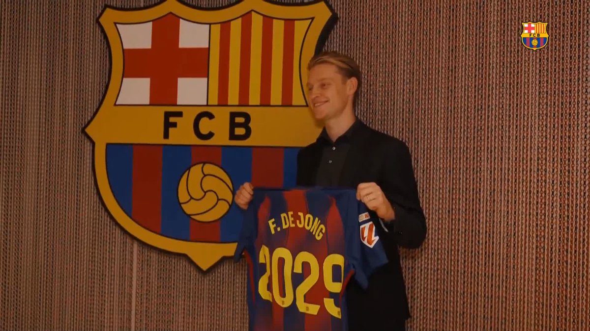 Play De Jong.