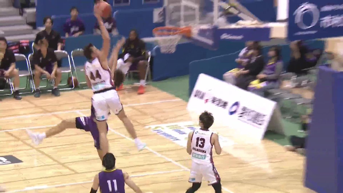 熊本#44 ライトフットの豪快なポスタライズ🥶 Mitch Lightfoot 熊本ヴォルターズ 📡バスケットLIVEで見逃し視聴 #Bリーグ #りそなグループ