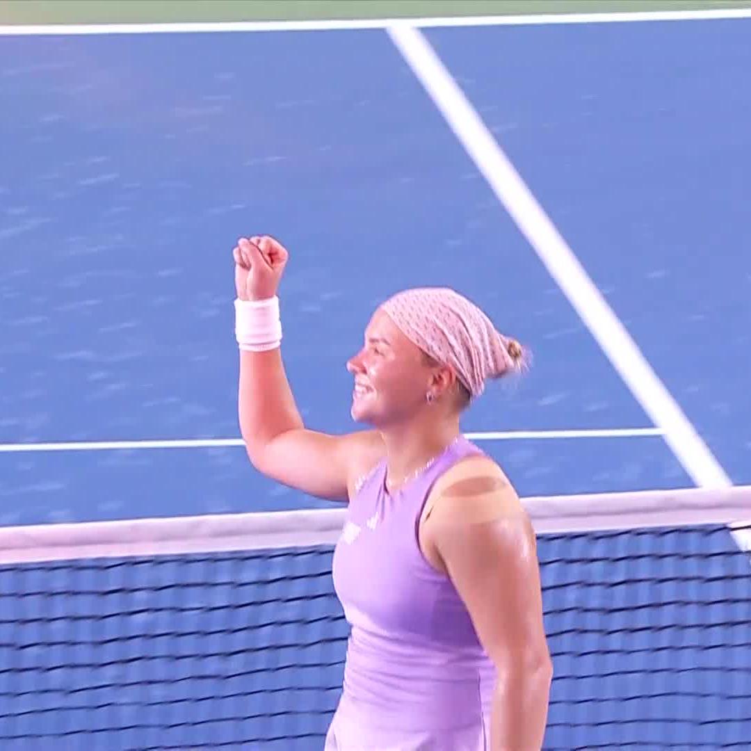 Dominant comeback from Diana 💪 Diana Shnaider rallies from a set down to defeat Muchova 2-6, 6-1, 6-2. #NingboOpen