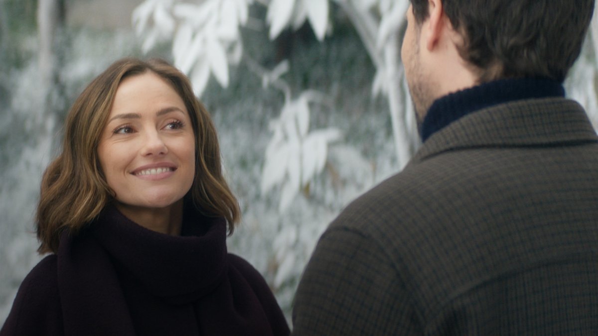 Se apaixonar. Se apaixonar em Paris. Se apaixonar em Paris no Natal. ✨Perfeito✨. Borbulhas de Amor, meu novo filme de Natal com Minka Kelly e Tom Wozniczka, estreia dia 19 de novembro.
