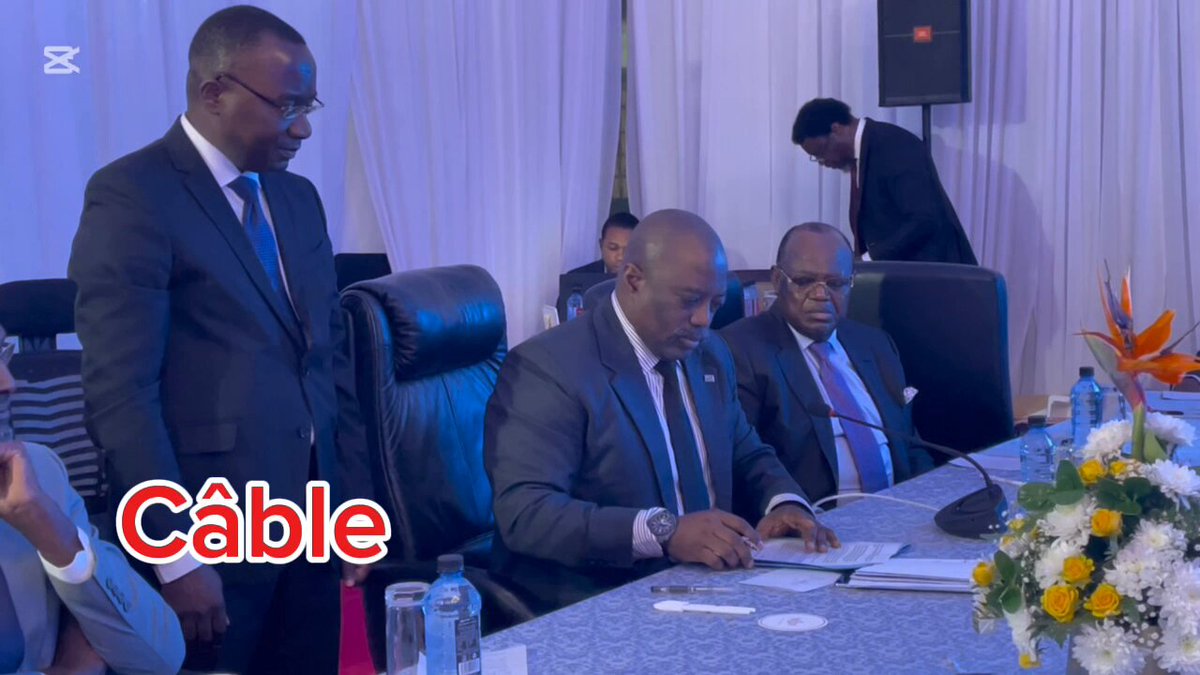 #RDC: ‼️❌🛑‼️HappeningNow #Nairobi | L’ancien président de la République, Joseph Kabila a apposé sa signature sur la résolution portant création de la plateforme “Mouvement Sauvons la République démocratique du Congo”.