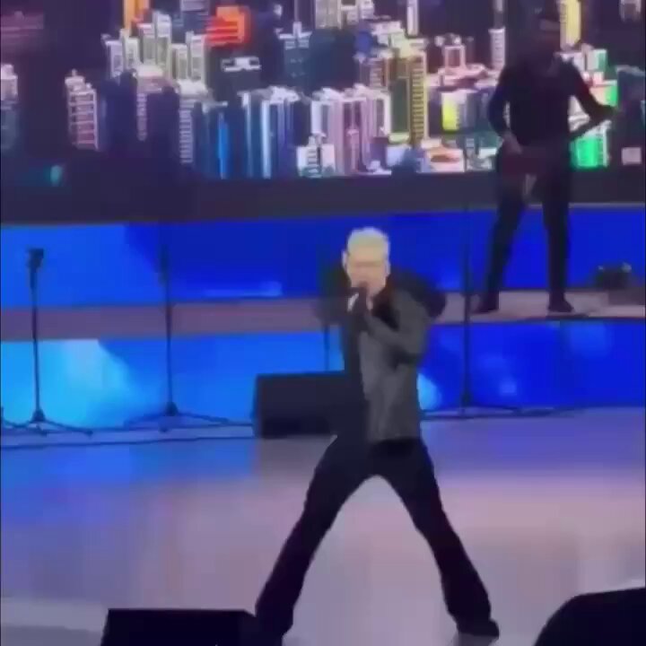 🇷🇺🇰🇵 Russian super famous singer Shaman performed the song "Comrade Kim Jong-un" in Pyongyang. The song’s lyrics are dedicated to the North Korean leader: “Comrade Kim Jong-un, he leads Korea forward. And the entire nation marches in step with him.”