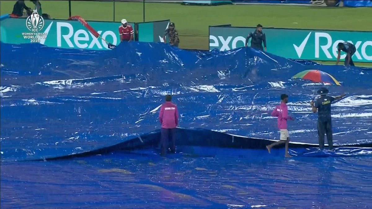 The England vs Pakistan match at the Women's Cricket World Cup has been abandoned due to weather, both teams will take a point as a result ๐๐จ