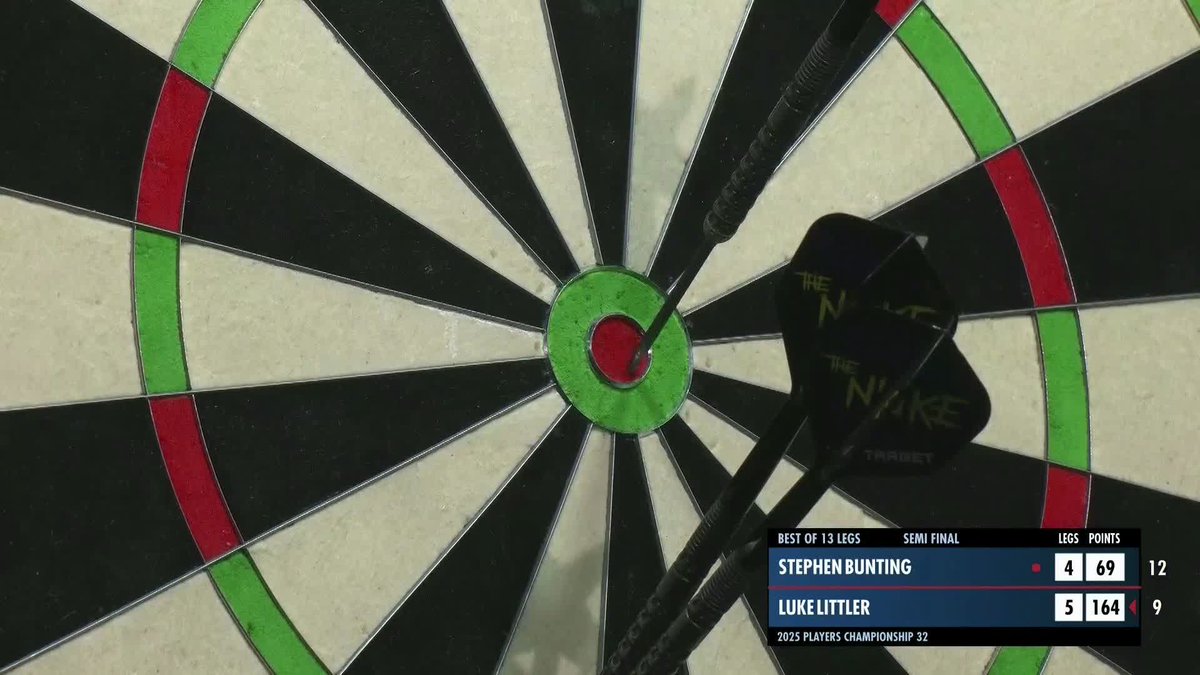 164 FROM LITTLER! That is OBSCENE! Luke Littler fires in a magical 164 finish on the bull to move to the cusp of victory against Stephen Bunting! 📺 #PC32