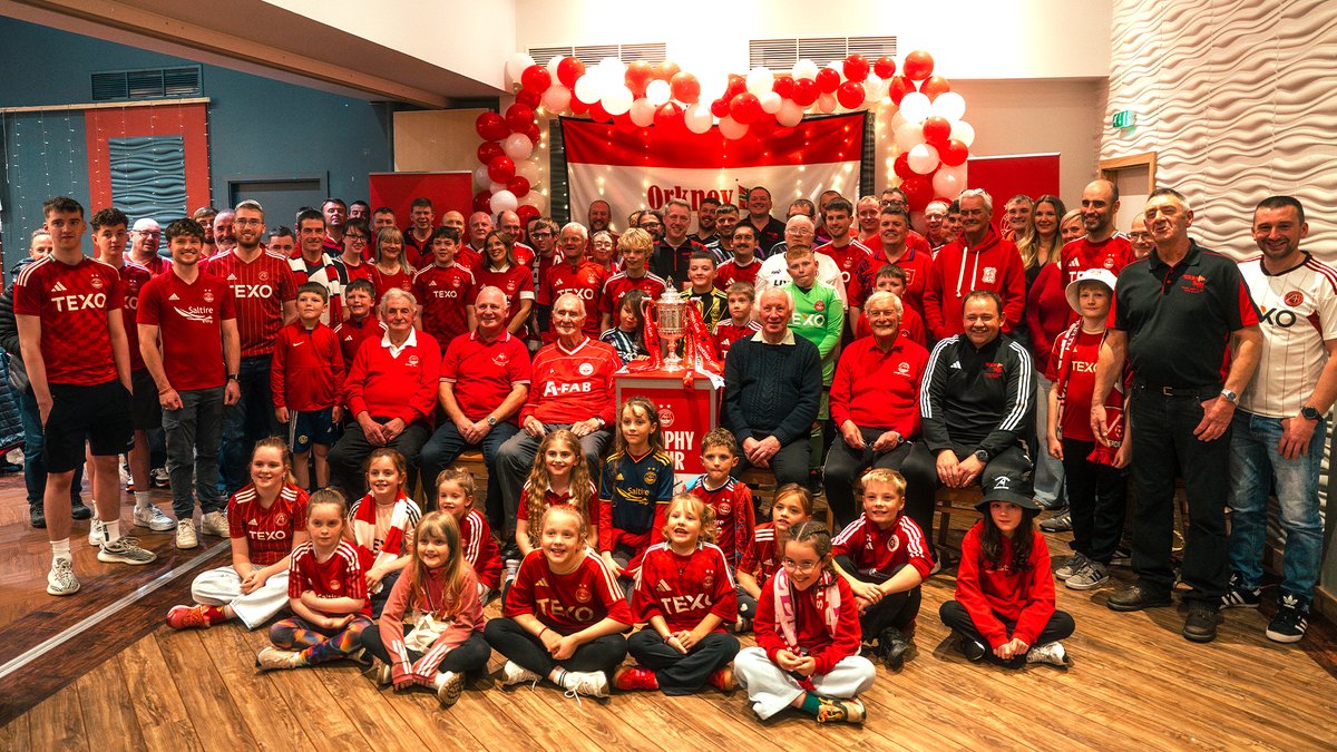 💬 "It's great to see the Scottish Cup here, it means so much to the local community." A look back at our recent visit to Dons supporters in Shetland and Orkney ❤️ NorthLink Ferries