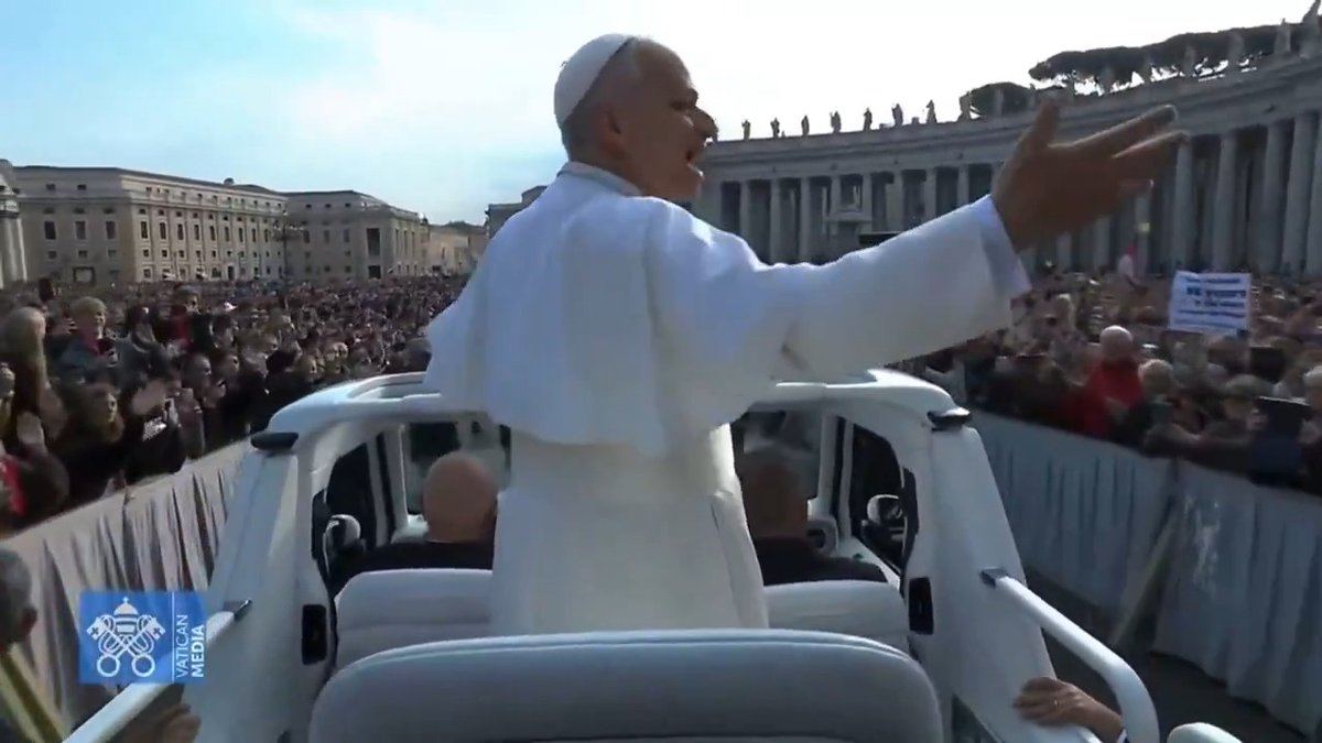 That's our Pope 🗣️ (🎥: Vatican Media)