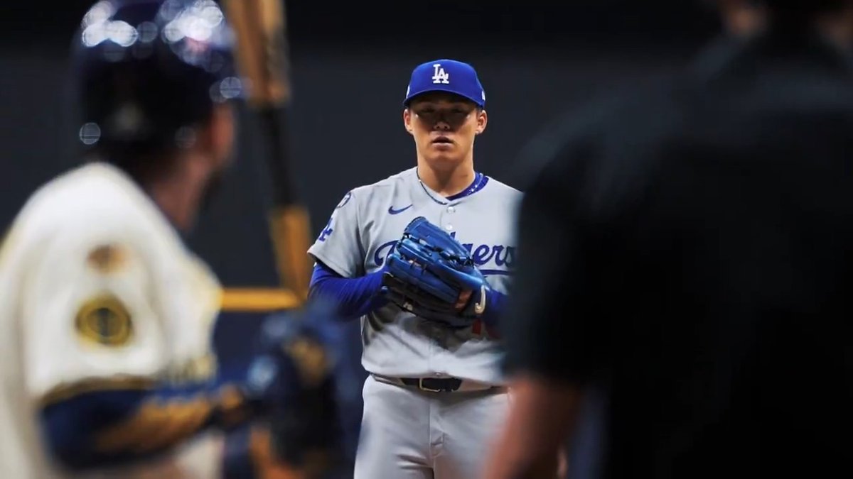 A Yoshinobu Yamamoto #Postseason special 😍