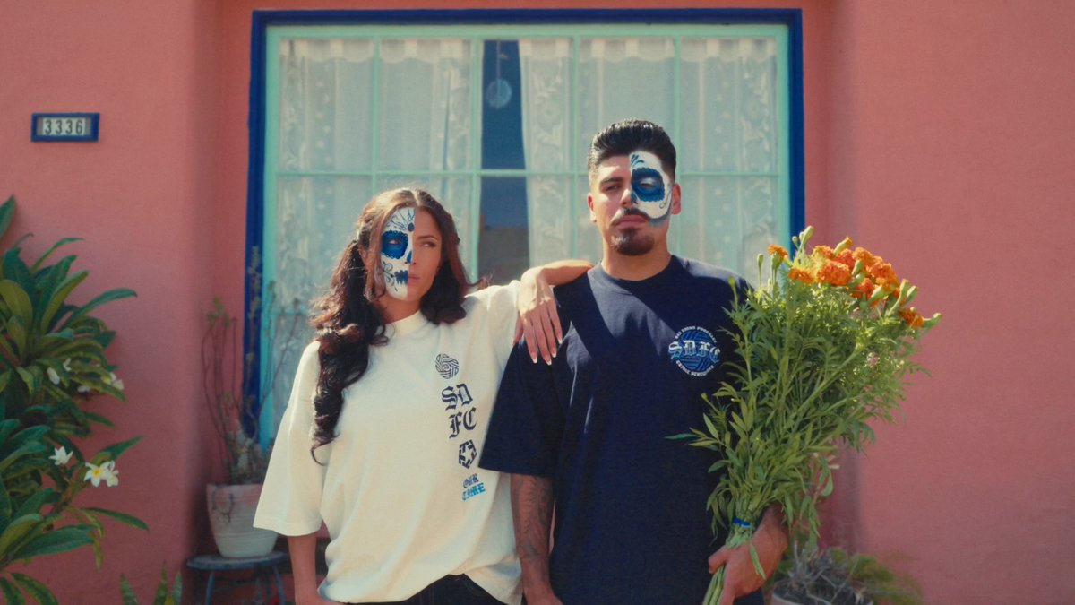 El amor no tiene fin. Las memorias no tienen fronteras. Estamos por siempre conectados. Introducing an SDFC x Tribal Collection to honor the loved ones that came before us. Cop the collection at or at Eighteen Threads.
