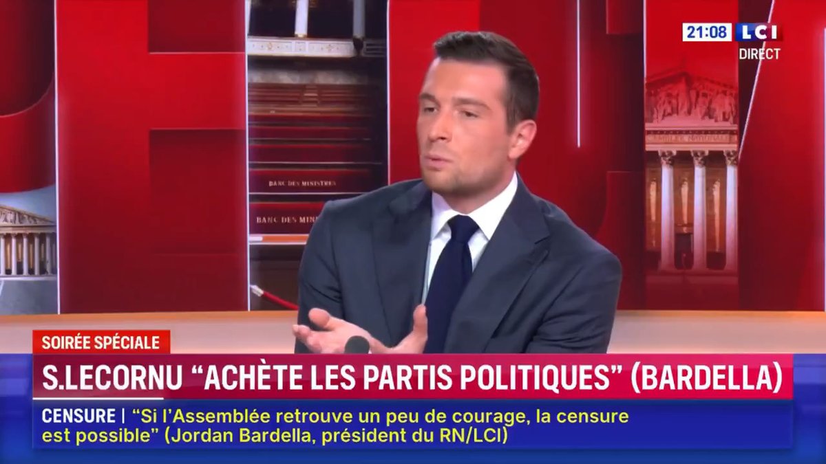 En 2022, nous défendions une réforme des retraites progressive, qui allait jusqu'à 62 ans pour l'âge légal et 42 annuités, qui permettait aux Français qui travaillaient avant 20 ans de partir à la retraite pleine avec 40 annuités.