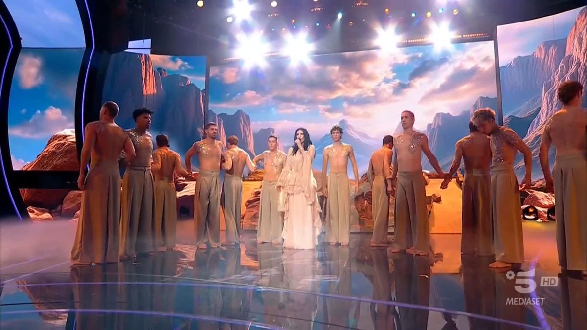 Laura, quante emozioni ci hai regalato stasera! ❤️‍🔥 #ThisIsMe