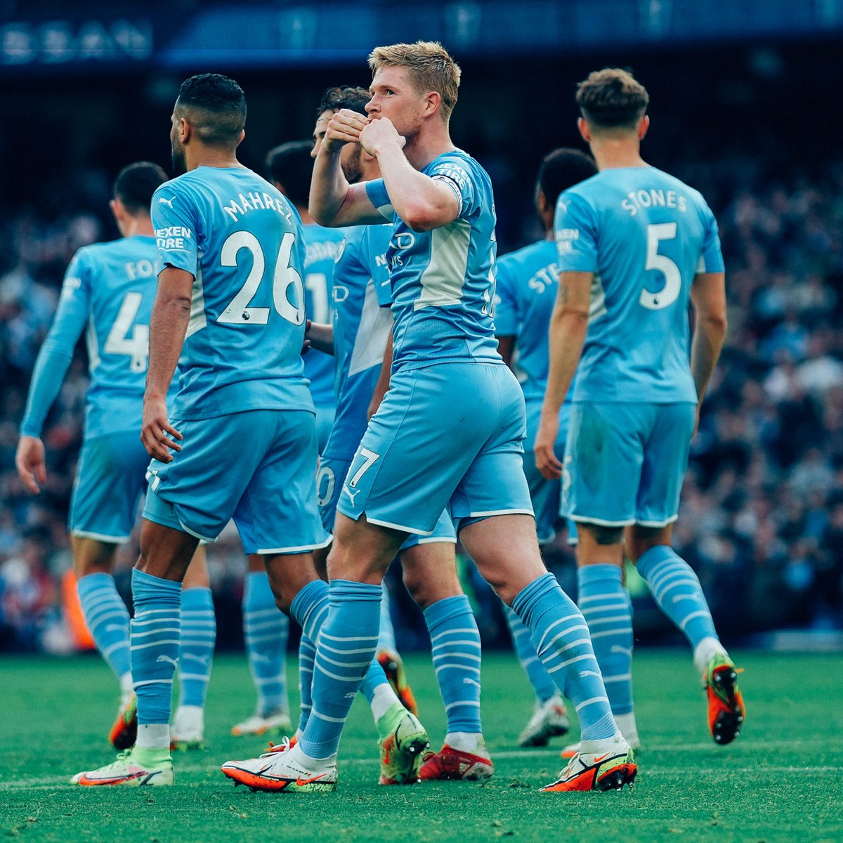 #OnThisDay: #ManCity 2-0 Burnley [2021] ⚽️ [12'] Bernardo Silva ⚽️ [70'] Kevin De Bruyne