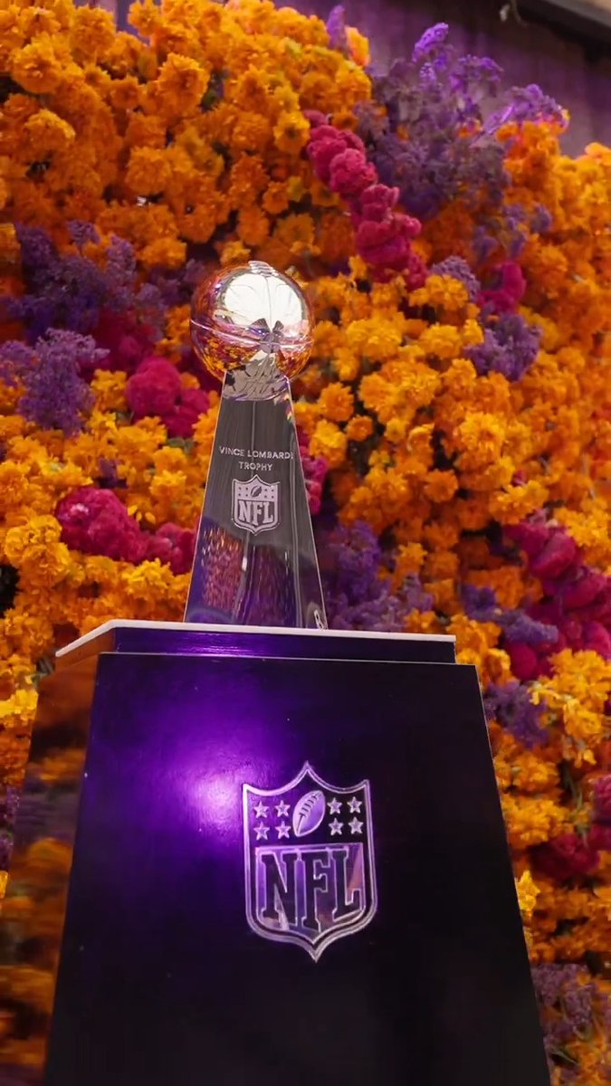 🇲🇽 Esto es NFL Hasta la Muerte 💀🕯️TRADICIÓN. CORAZÓN. LEGADO. Gracias a todos los que nos acompañaron. 🇺🇸 This is NFL Hasta la Muerte 💀🕯️TRADITION. HEART. LEGACY. Thanks to all the fans that came out to the event.