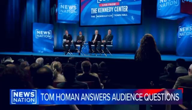 🚨🇺🇸 TOM HOMAN: ICE MADE CHICAGO SAFER BY TAKING CRIMINALS OFF THE STREETS "If you look at the number of criminals we arrested off the streets of Chicago, ICE has made Chicago safer. The governor and the mayor should be calling President Trump and thanking him for taking public safety threats off that." Source: NewsNation