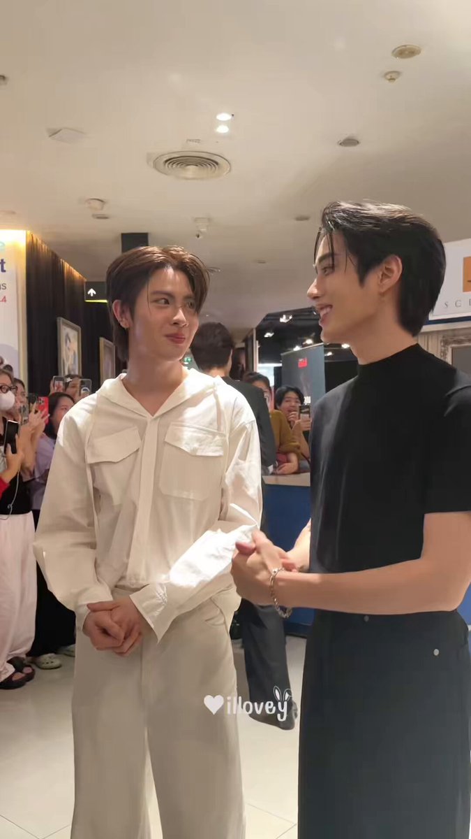 พอแม่ๆบอกเชื่อหนูคับลูก ยกมือไหว้ 🤏🏻🥰 เอ็นดูมากกกก~~~
