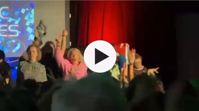 At the FiLiA party, after two days of accusations of antisemitism, some women thought it was acceptable behaviour to dance like this facing a woman who was obviously Jewish (she was wearing a kippah). This was after pleas to not be divisive. I thank those who agree that rape is not resistance and who stand with their Jewish sisters. Piece below 👇🏼