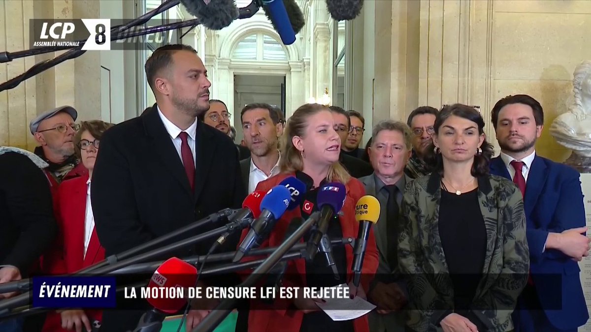 La motion de censure de LFI rejetée : "Nous redéposons une motion de destitution du président de la République aujourd'hui", affirme Mathilde Panot. #DirectAN
