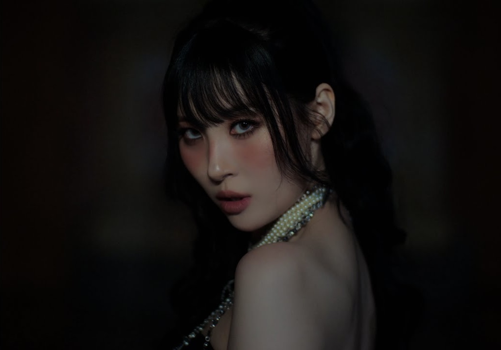 2 years ago today, SUNMI released ‘STRANGER’