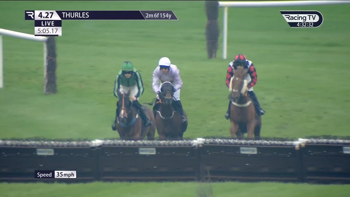 🟢⚫️ Hewick is back! Hewick wins on his return to the track in the Hurdle at Thurles Racecourse under Paddy Hanlon #TeamHewick