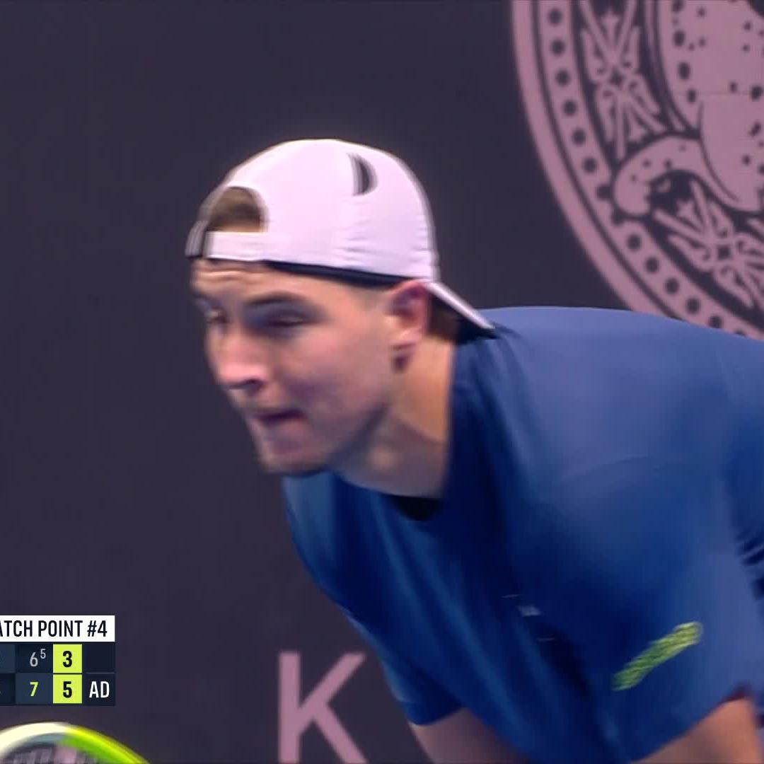 Oldest quarter-finalist in tournament history 💪👴 Jan-Lennard Struff upsets defending champion Khachanov 4-6 7-6(5) 6-3 to collect his first top-10 victory since Madrid 2023! 💥👏 #AlmatyOpen