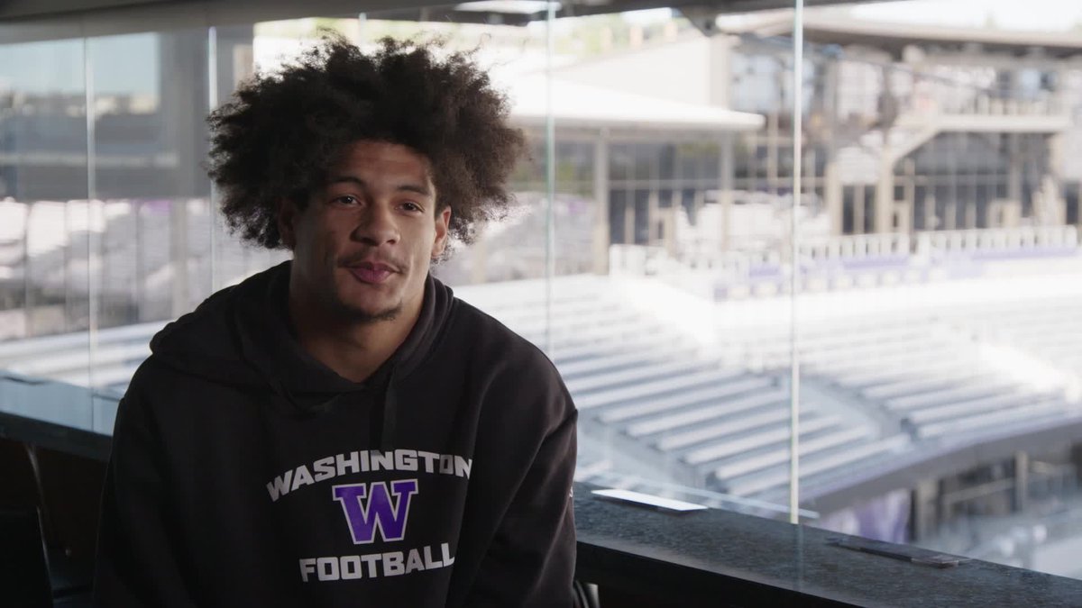 Denzel Boston spent two seasons as Rome Odunze's teammate 🐶 The Journey asked Washington Football's WR1 what he learned from the current NFL star. Denzel12Official 🤝 Rome Odunze