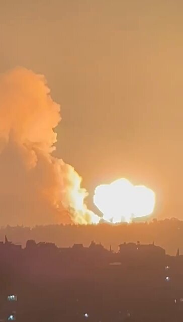Massive Israeli airstrikes in south Lebanon